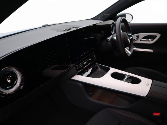 MERCEDES-BENZ Cla Class Photo 3