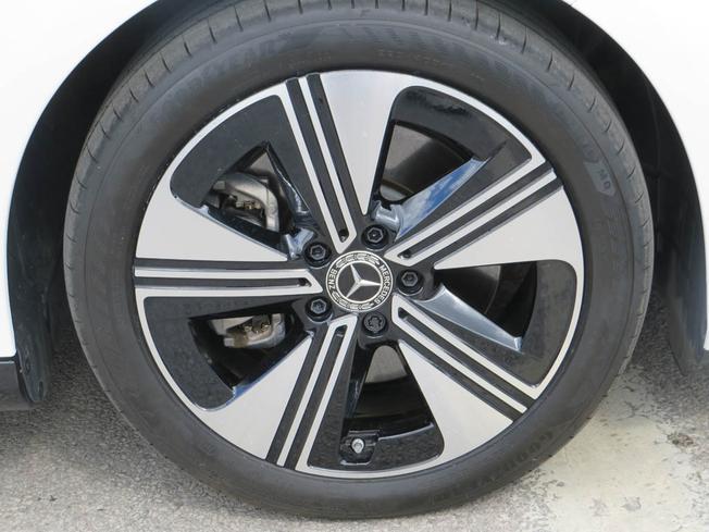 MERCEDES-BENZ CLA Class Photo 12