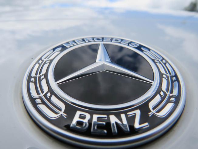 MERCEDES-BENZ CLA Class Photo 24