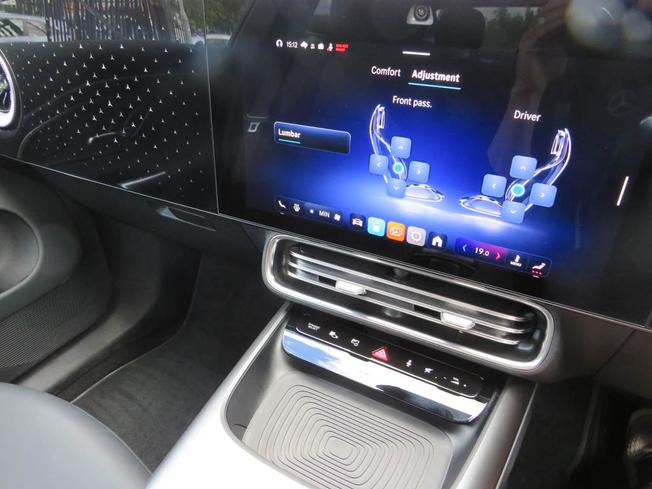 MERCEDES-BENZ CLA Class Photo 37