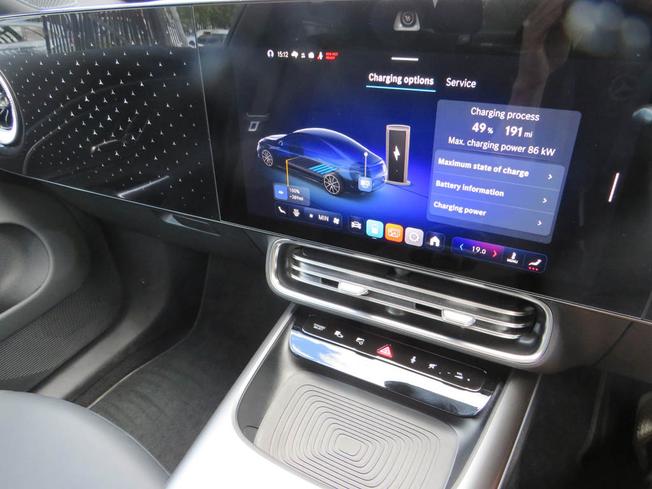 MERCEDES-BENZ CLA Class Photo 38