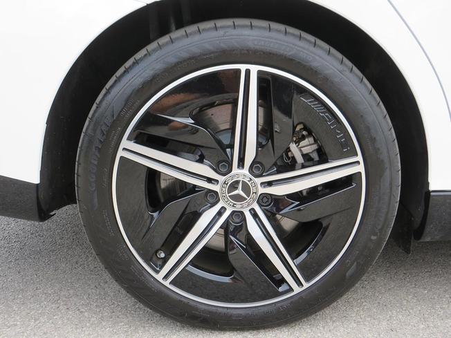 MERCEDES-BENZ CLA Class Photo 26