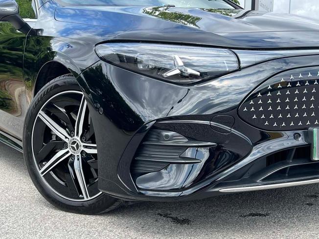 MERCEDES-BENZ CLA Class Photo 12