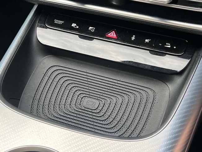 MERCEDES-BENZ CLA Class Photo 42