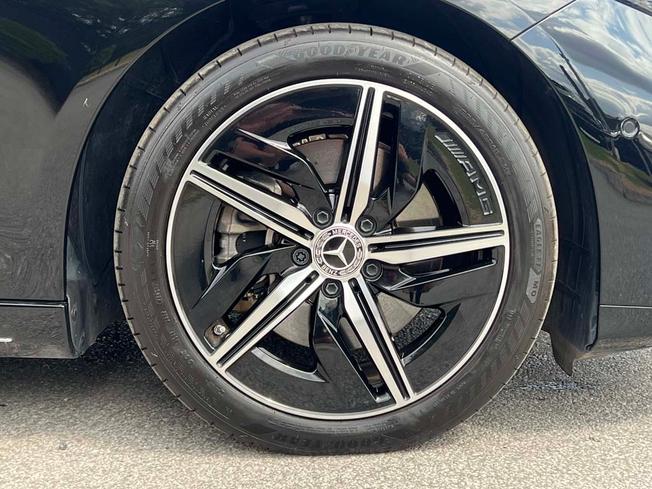 MERCEDES-BENZ CLA Class Photo 6