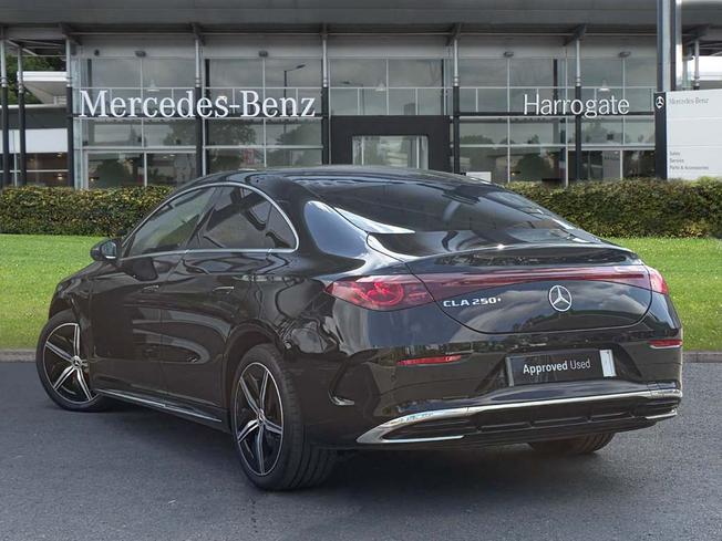 MERCEDES-BENZ CLA Class Photo 2