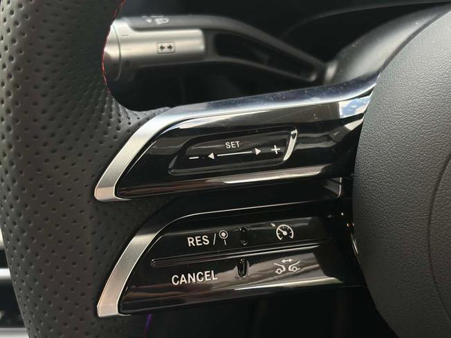MERCEDES-BENZ CLA Class Photo 21