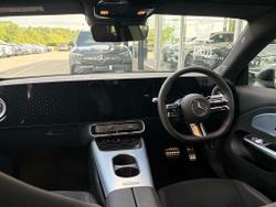 MERCEDES-BENZ CLA Class Photo 5
