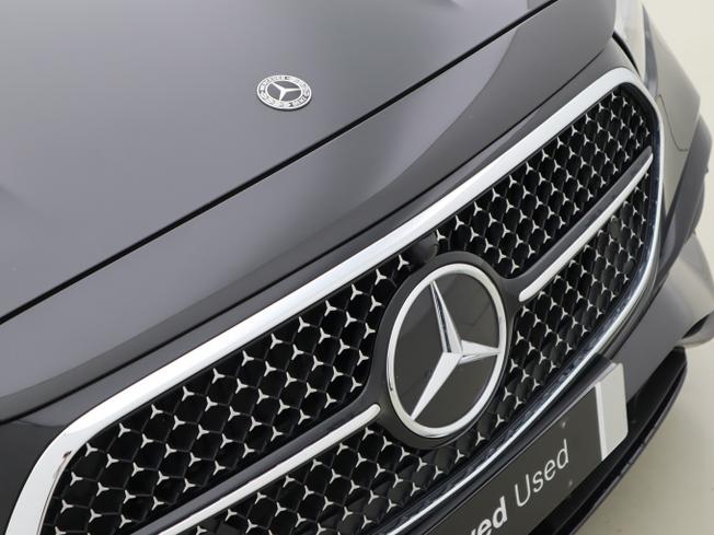 MERCEDES-BENZ E Class Photo 17