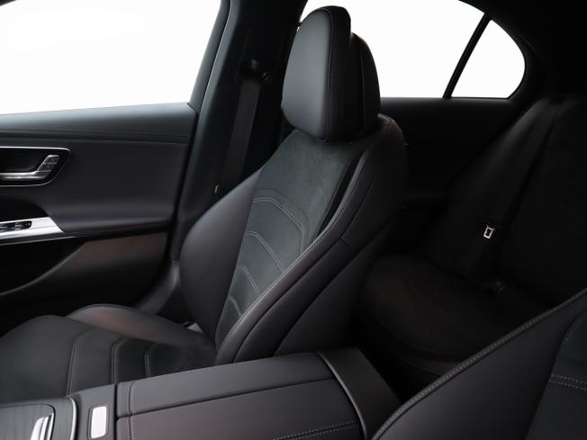 MERCEDES-BENZ E Class Photo 19