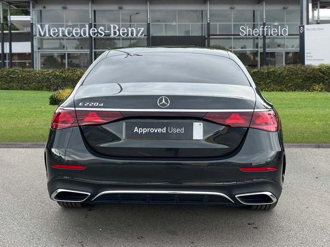 MERCEDES-BENZ E Class Photo 11