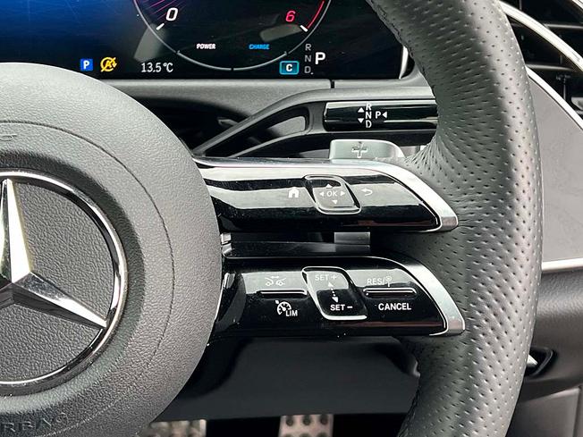 MERCEDES-BENZ E Class Photo 23