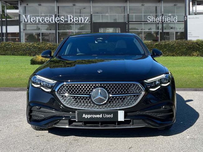 MERCEDES-BENZ E Class Photo 10