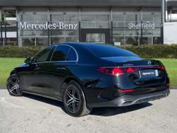 MERCEDES-BENZ E Class Photo 2