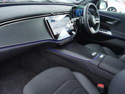 MERCEDES-BENZ E Class Photo 3