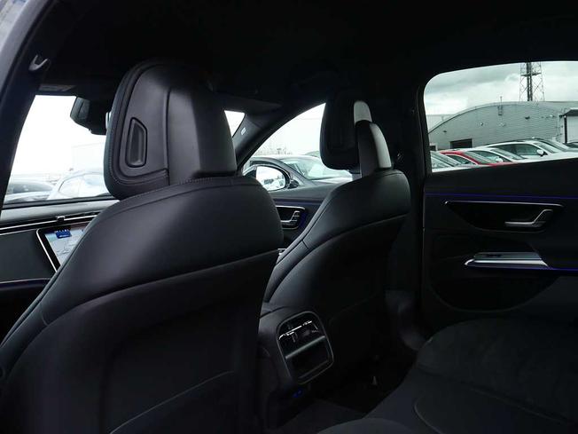 MERCEDES-BENZ E Class Photo 45