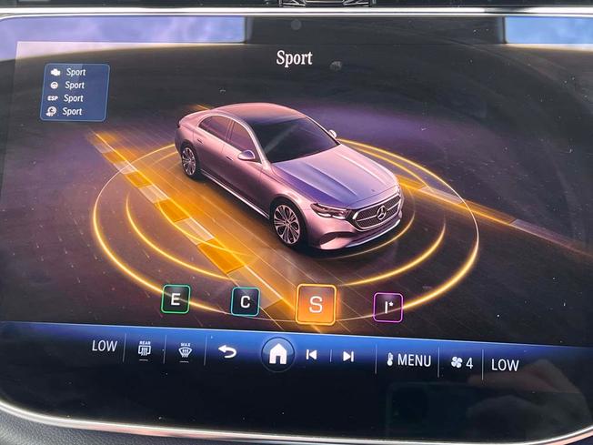 MERCEDES-BENZ E Class Photo 34