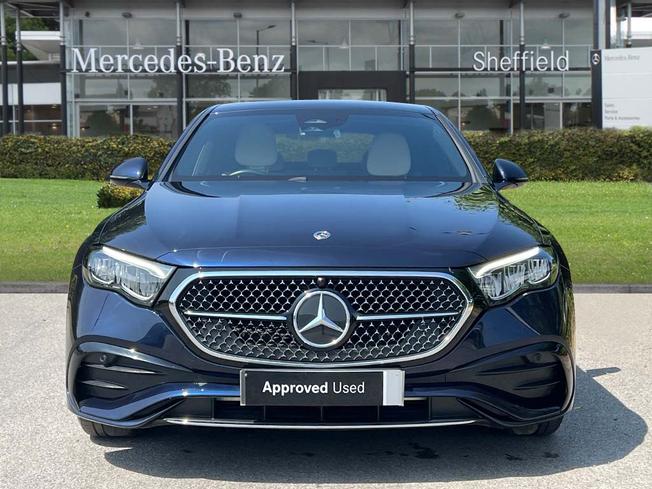 MERCEDES-BENZ E Class Photo 10