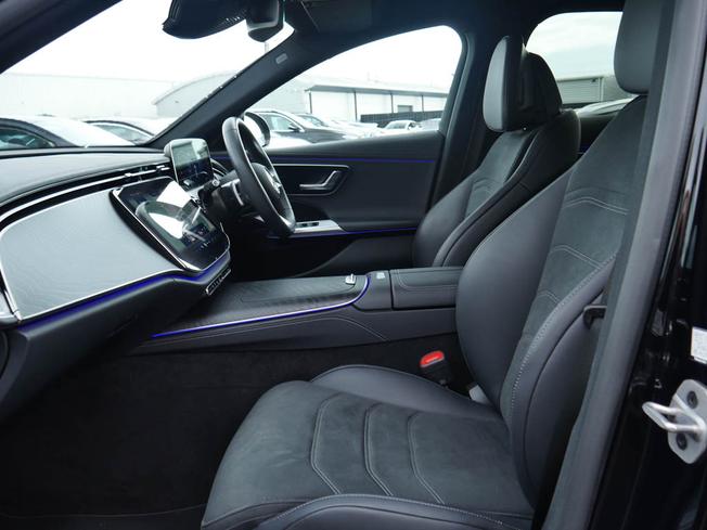 MERCEDES-BENZ E Class Photo 48
