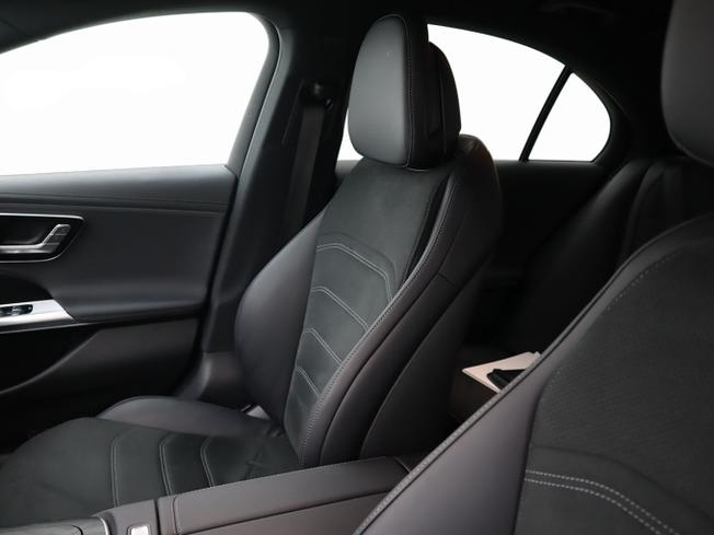 MERCEDES-BENZ E Class Photo 19