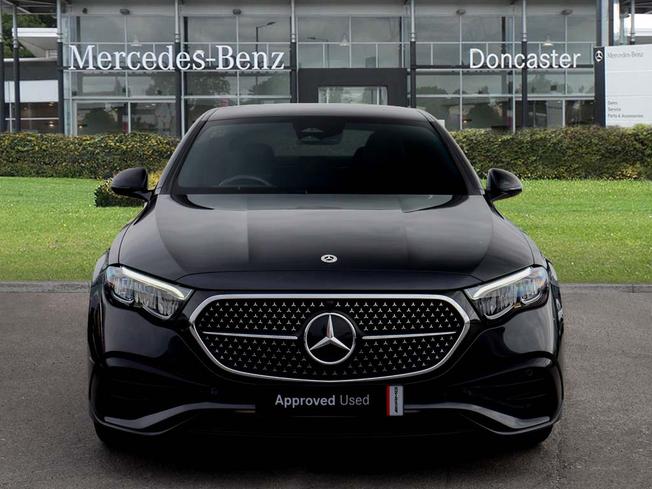 MERCEDES-BENZ E Class Photo 10
