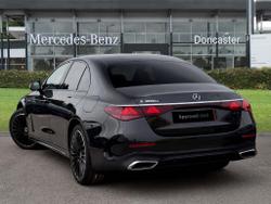 MERCEDES-BENZ E Class Photo 2