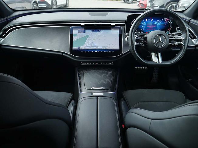 MERCEDES-BENZ E Class Photo 5
