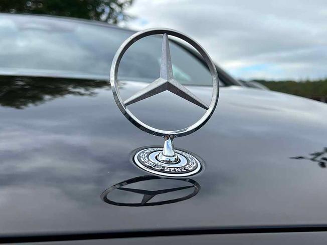 MERCEDES-BENZ E Class Photo 17