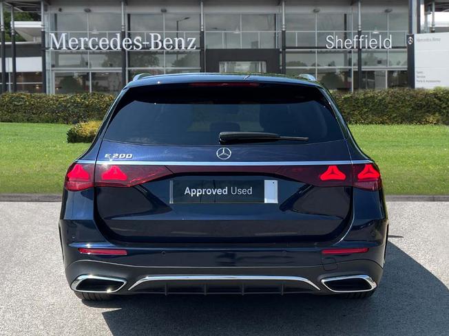 MERCEDES-BENZ E Class Photo 11