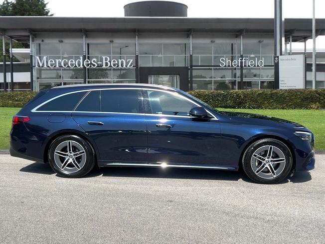 MERCEDES-BENZ E Class Photo 7