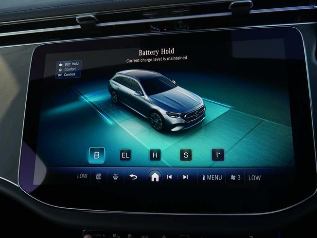 MERCEDES-BENZ E Class Photo 28