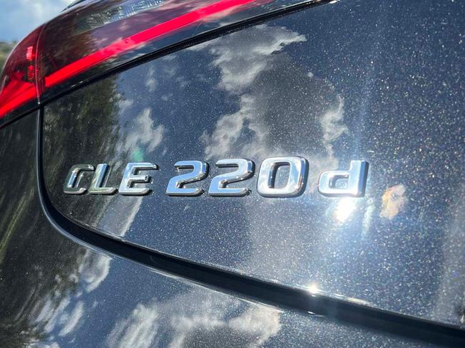MERCEDES-BENZ Cle Photo 21