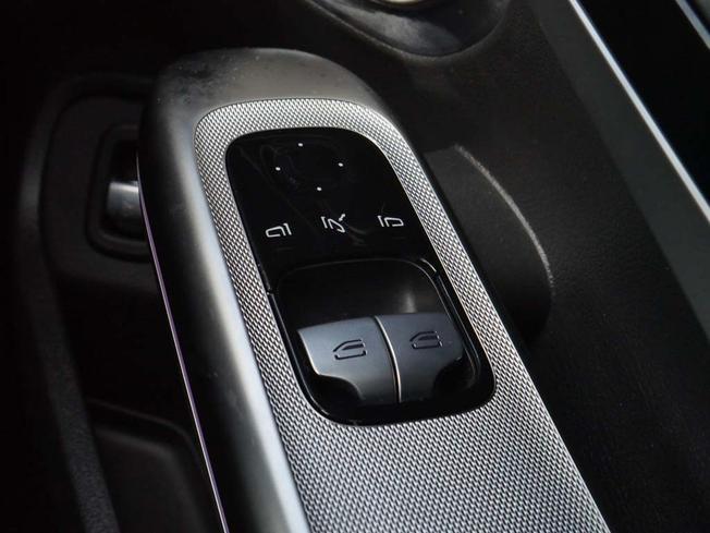 MERCEDES-BENZ Cle Photo 15