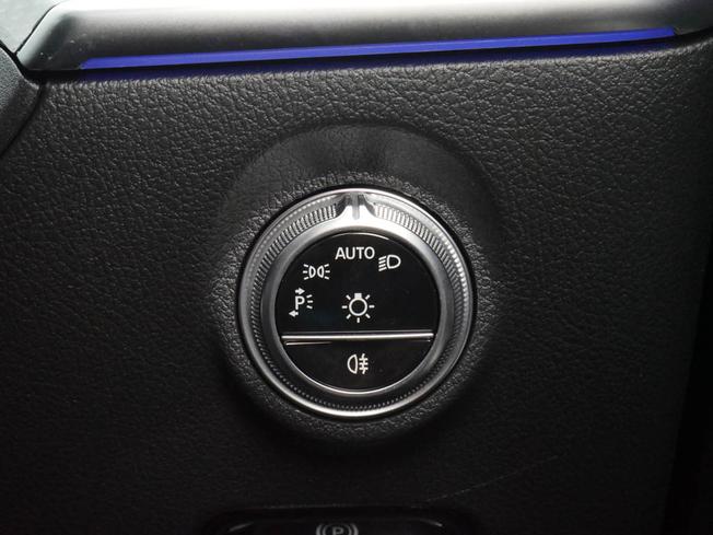 MERCEDES-BENZ Cle Photo 16