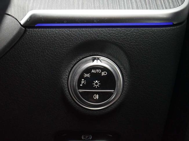 MERCEDES-BENZ CLE Photo 17