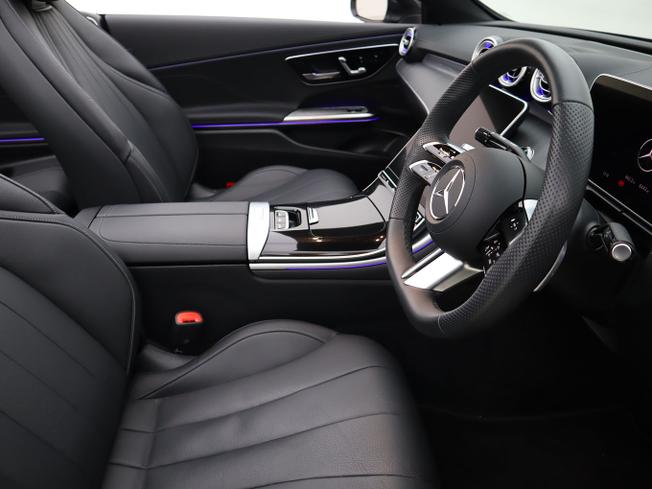 MERCEDES-BENZ Cle Photo 14