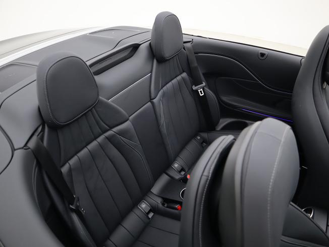 MERCEDES-BENZ Cle Photo 8