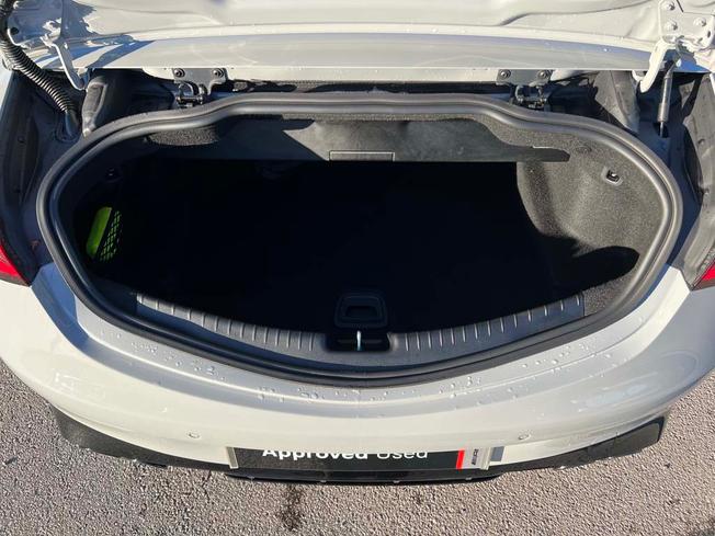 Mercedes-Benz Cle Photo 11
