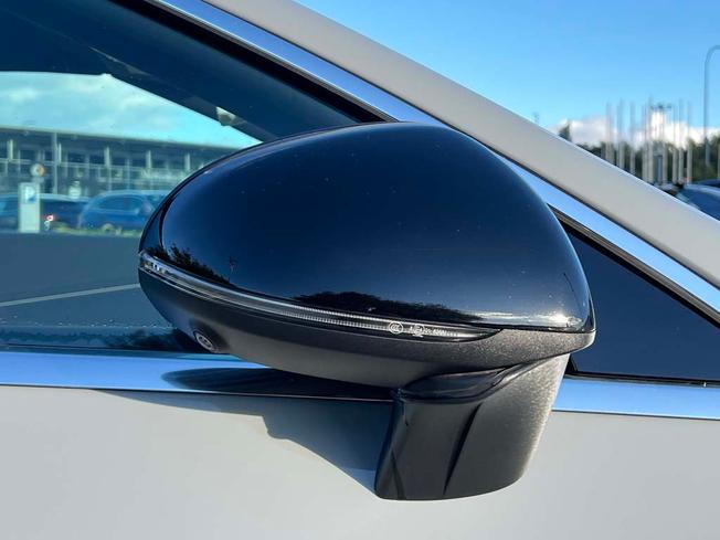 Mercedes-Benz Cle Photo 14