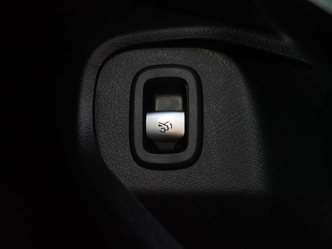 MERCEDES-BENZ Cle Photo 19