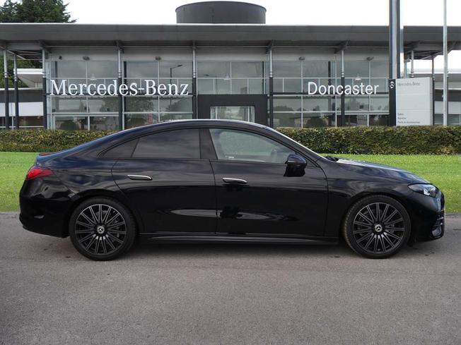 MERCEDES-BENZ CLA Class Photo 7