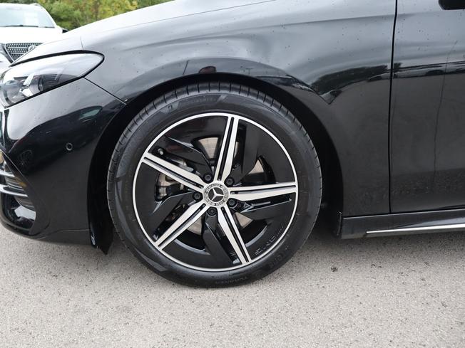 MERCEDES-BENZ Cla Class Photo 14