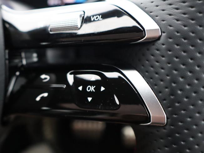 MERCEDES-BENZ Cla Class Photo 31