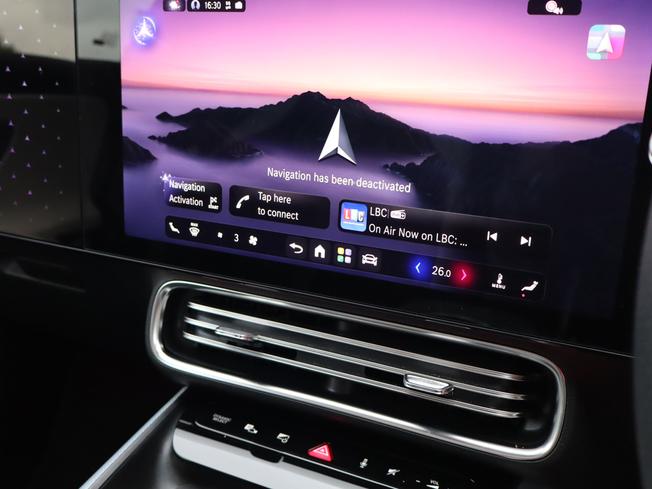 MERCEDES-BENZ Cla Class Photo 44