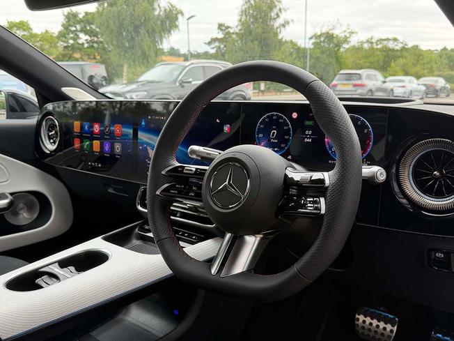 MERCEDES-BENZ CLA Class Photo 38