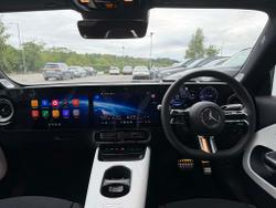 MERCEDES-BENZ CLA Class Photo 5