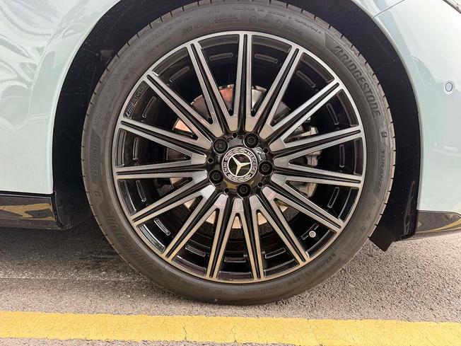 MERCEDES-BENZ CLA Class Photo 6