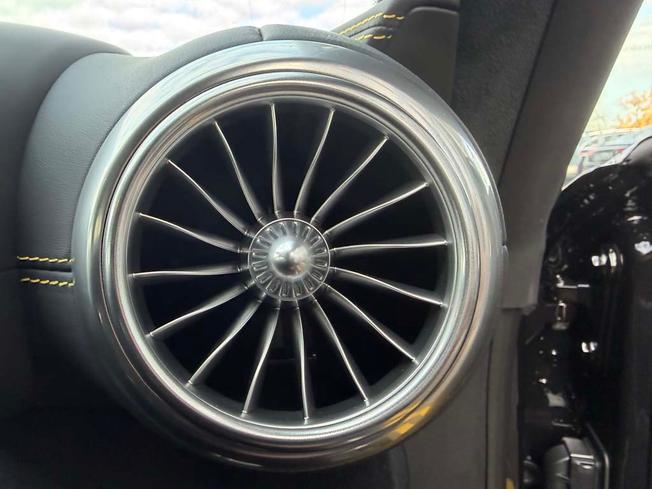 MERCEDES-BENZ Amg Gt Photo 25