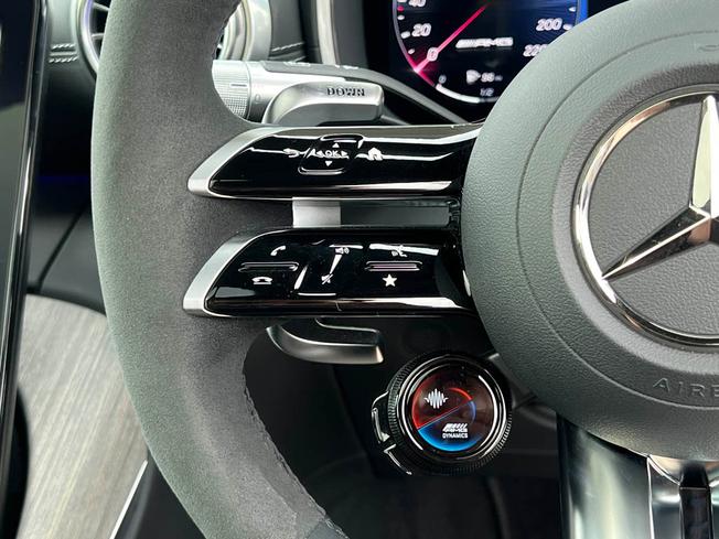 MERCEDES-BENZ AMG GT Photo 26