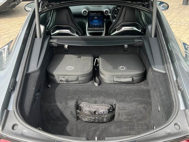 MERCEDES-BENZ AMG GT Photo 9